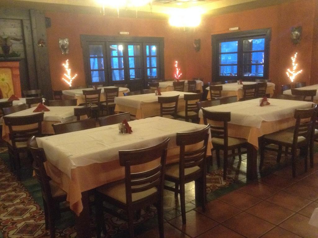 Astrovolia Otel Kalampáka Dış mekan fotoğraf